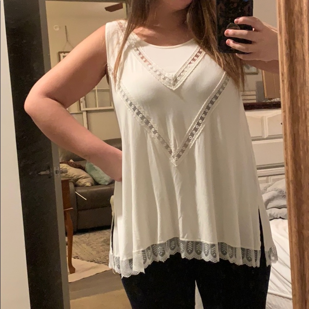 Lace white tank